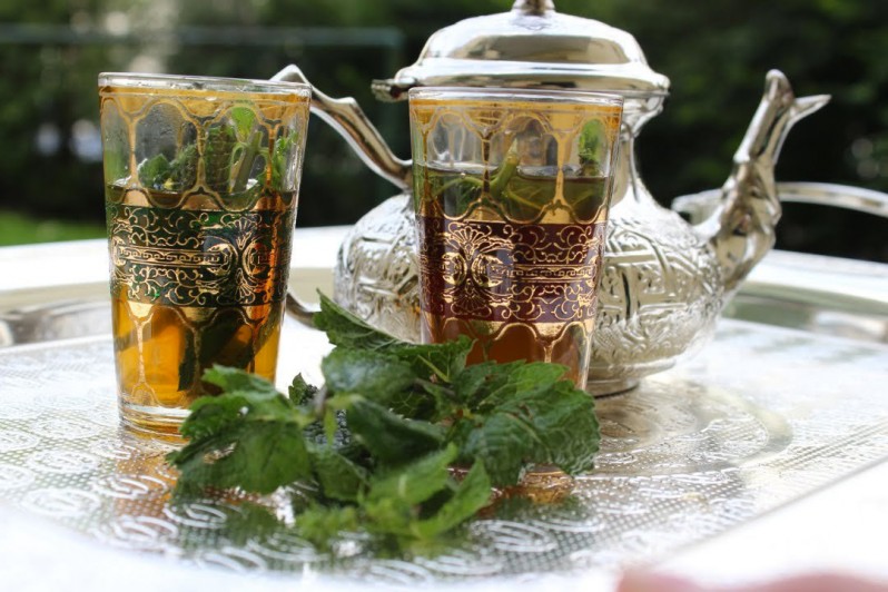 Le thé à la menthe marocaine, tout savoir à ce sujet